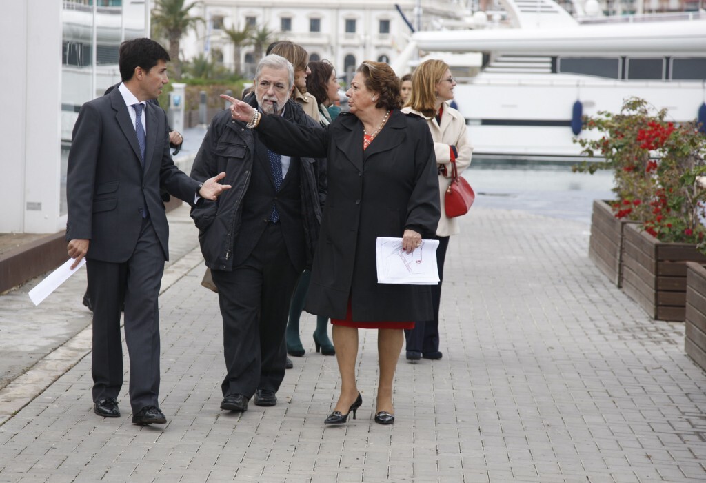 Barberá y Landecho explican al Secretario de Estado, Beteta, los detalles del plan de usos de la Marina Real/ayto vlc