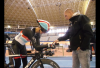 andy slechk antes de iniciar una de las vueltas en el velódromo/radioschak