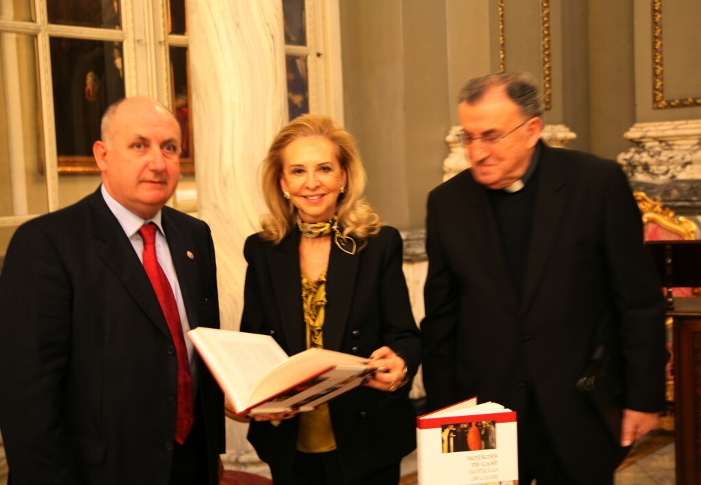 El autor del libro, la edil de Cultura y el deán de la Catedral de Valencia/ayto vlc