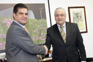 Tello y Catalá firma el acuerdo que sella Teyoland para siete años/fv
