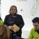 La concejala asiste a una toma de datos en un punto itinerante de la toma de huella de carbono/ayto vlc