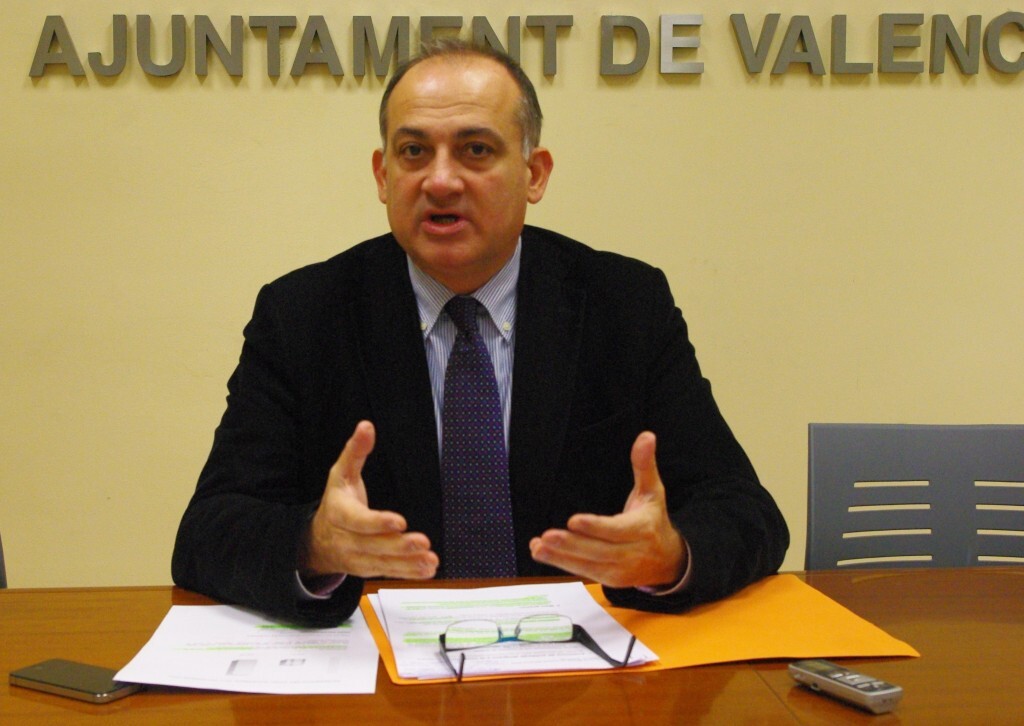 El portavoz socialista, Joan Calabuig, en la rueda de prensa de hoy en la que ha hecho balance de 2012/pspv