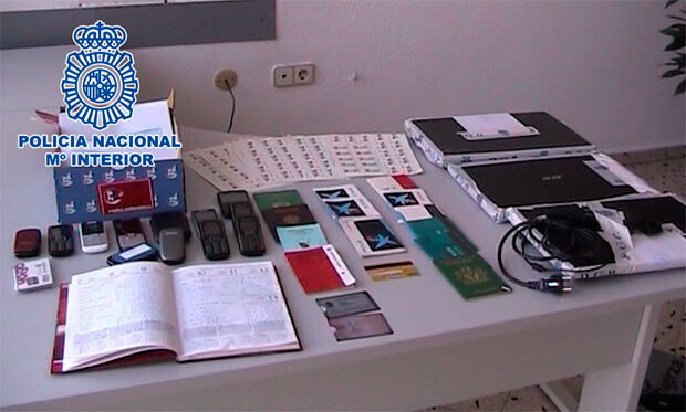 Objetos incautados a los delincuentes. Foto: Policía Nacional