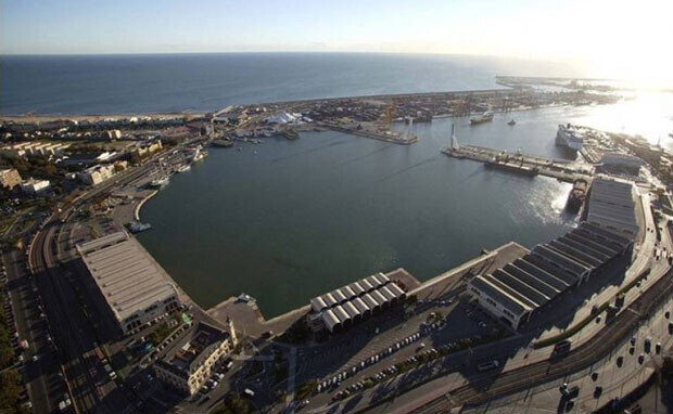 Panorámica de la Marina Real Juan Carlos I a vista de pájaro