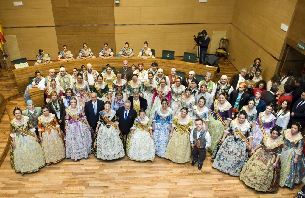 Recepción falleros de la provincia foto_Abulaila (5)_0 (1)