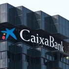 CaixaBank y sindicatos abren la negociación formal de ERE, que acabará 8 mayo