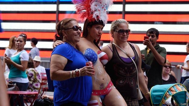 150822035751_sp_new_york_times_square_desnudas_624x351_getty