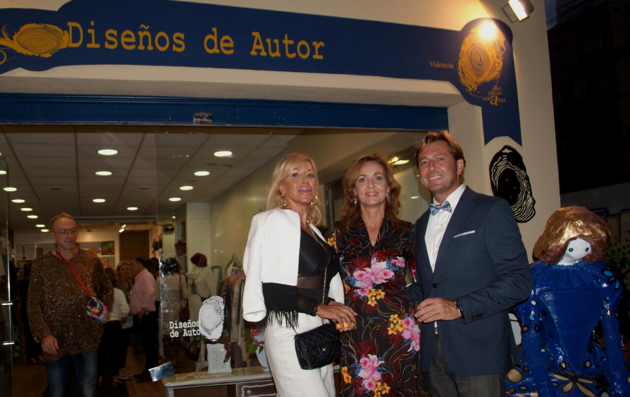 Fiesta apertura nueva tienda de Diseños de autor (4)