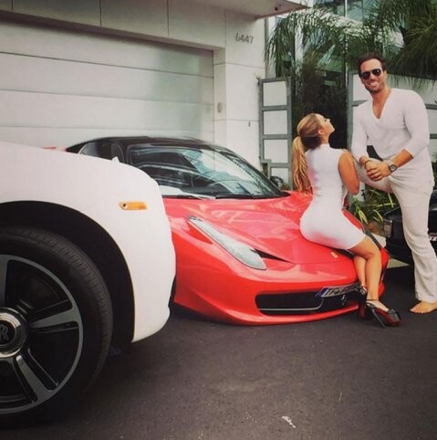 Los Yotta, el matrimonio más incorrecto y sensual en Beverly Hills (1)