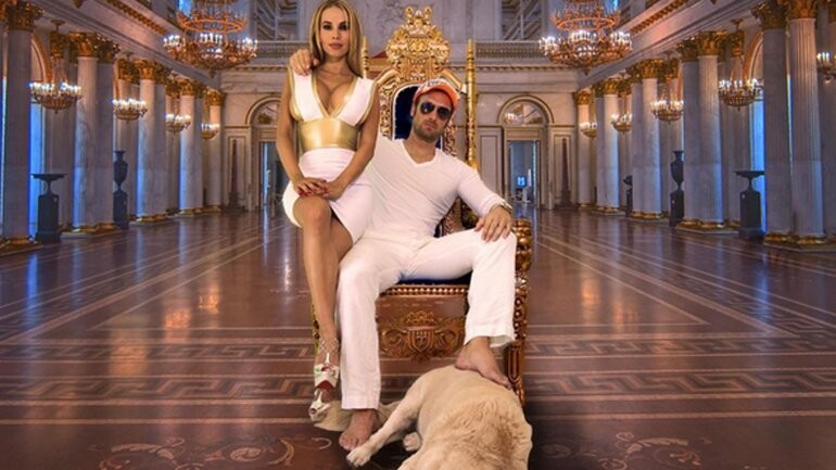 Los Yotta, el matrimonio más incorrecto y sensual en Beverly Hills (14)