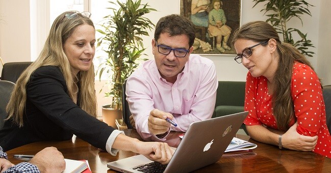 Visita de la asociación UNRWA.