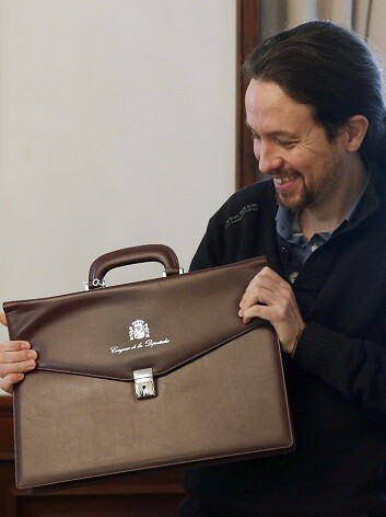 Iglesias envió un comunicado a sus formaciones de grupo.