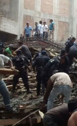 En un primer momento, las autoridades hablaron de tres fallecidos y seis desaparecidos.