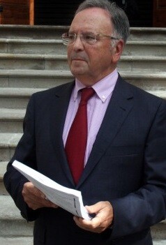 Miguel Bernard.