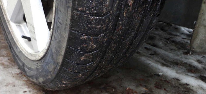 La crisis ha originado un menor mantenimiento de las autovías y carreteras, lo que puede generar accidentes y un mayor desgaste del neumático.