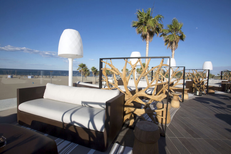 INAUGURACIÓN TERRAZA SKYBAR ROOFTOP MARINA BEACH CLUB, EN MARIN