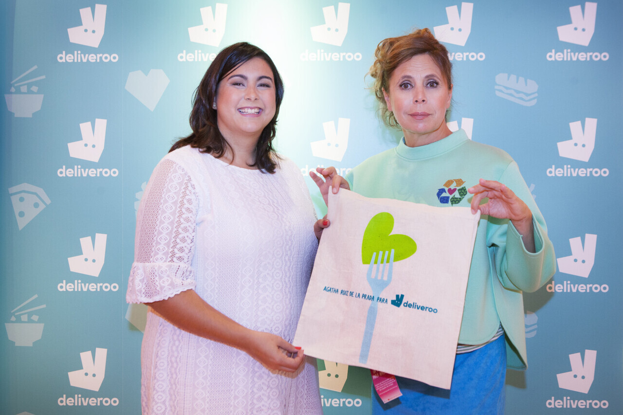agatha-ruiz-de-la-prada-y-diana-morato-ceo-de-deliveroo-espana