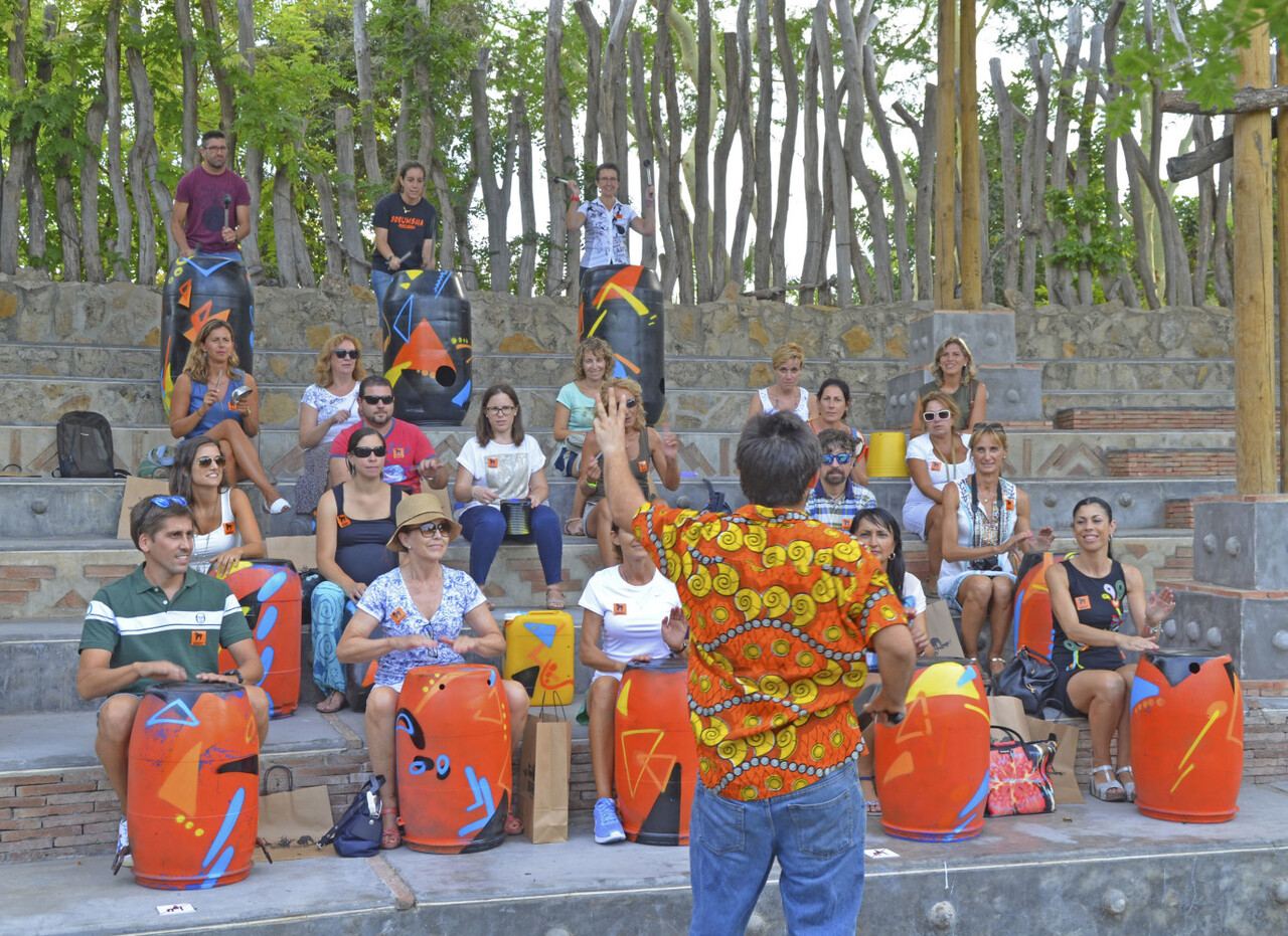presentacion-de-la-nueva-oferta-escolar-de-bioparc-el-profesorado-descubriendo-una-de-las-nuevas-actividades
