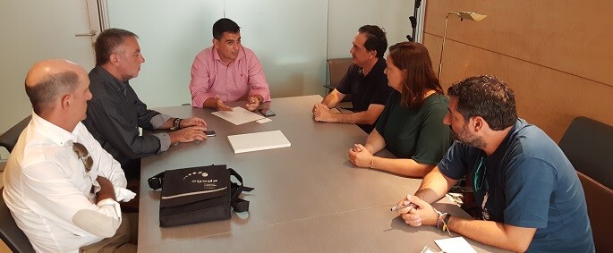Reunión de ciudadanos con la Federación de Empresarios Audiovisuales Valencianos.