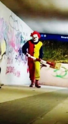 en-alemania-se-han-multiplicado-los-casos-de-los-payasos-con-mascaras-que-asustan-a-la-gente