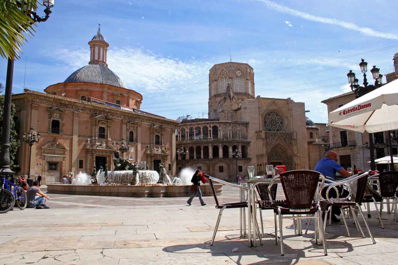plaza-virgen-turismo