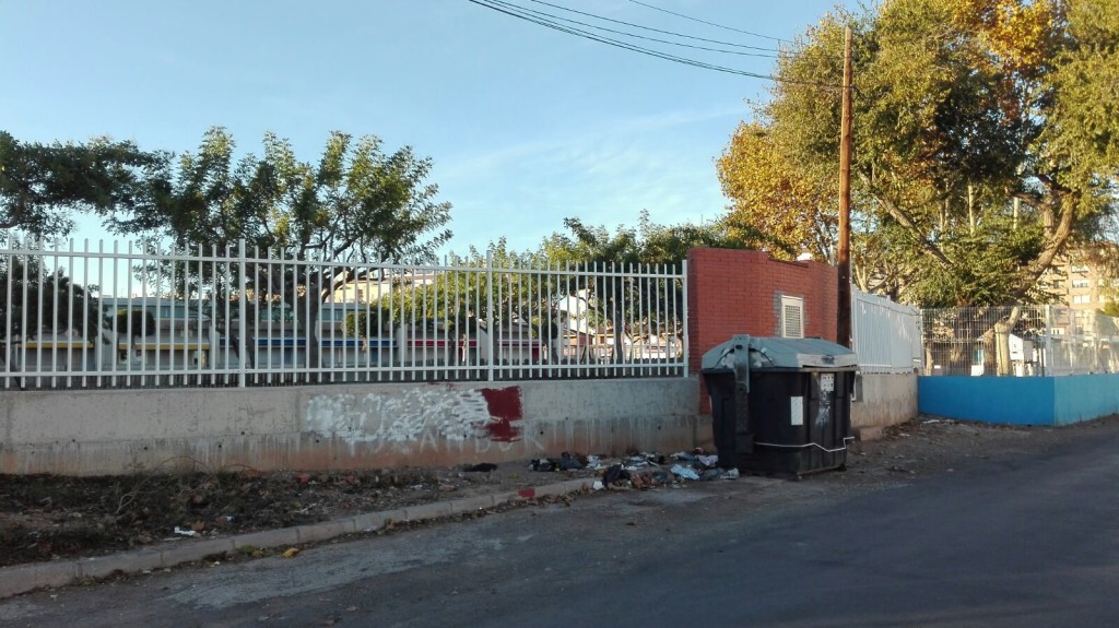 basuras-frente-al-iturbi