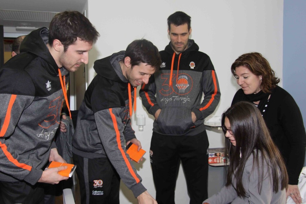 20161219_la_fe_visita_valencia_basket_la_fe_300