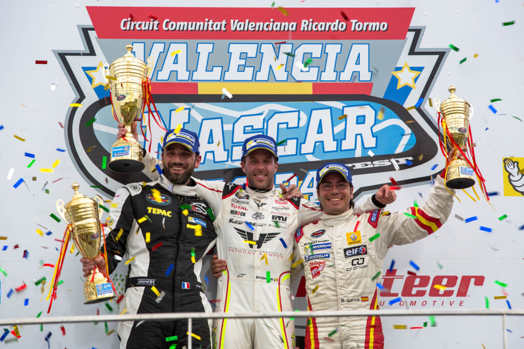 17.01.23_Podium_premira_carrera_Valencia_NASCAR_Fest_2016