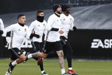 Primer entrenamiento de Zaza con el Valencia CF.
