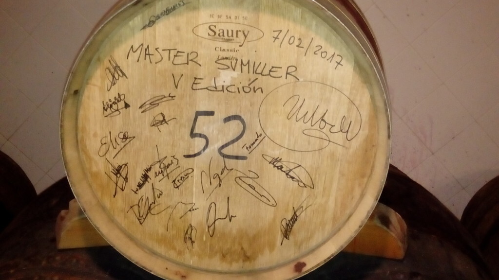 Los alumnos del Máster de Sumiller que imparte la DOP Valencia elaboraron su vino propio vino (4)