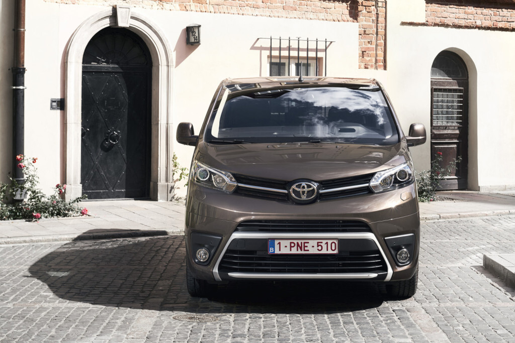 toyota_proace_verso_34a