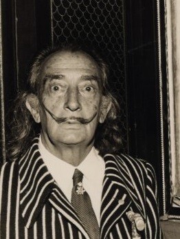 Salvador Dalí.