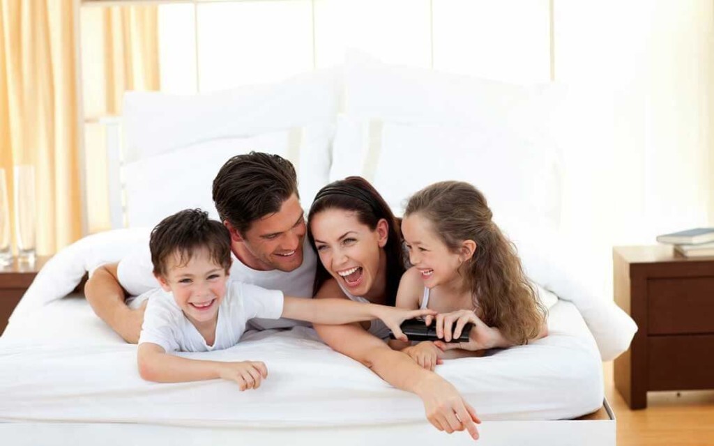 La elección de nuestro colchón será importante para nuestra salud y para la de nuestros hijos. // Foto: mujerysalud.es