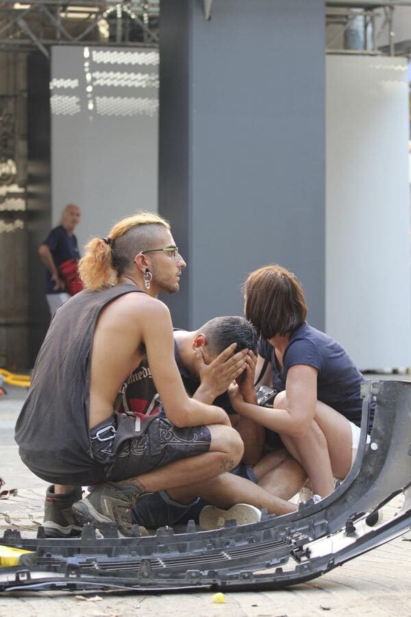 accidente-rambla-barcelona-atentado-11