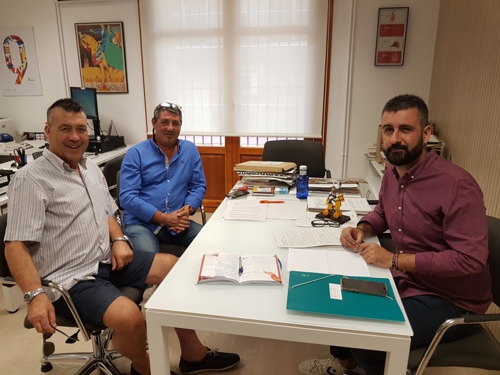 1010 Pere Fuset amb delegats de sector de JCF