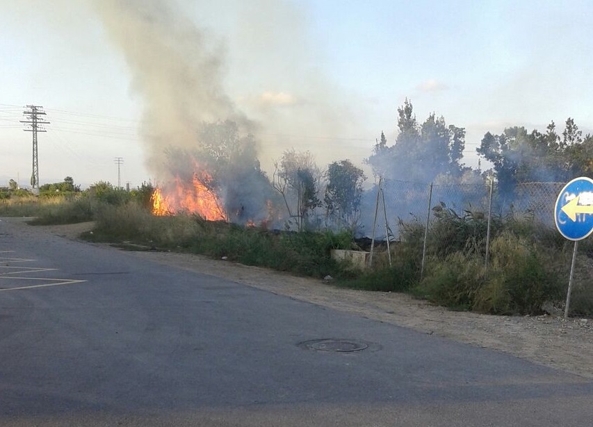 Incendio Burriana solares (2)