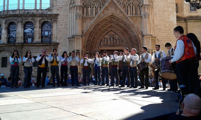 balls al carrer 5