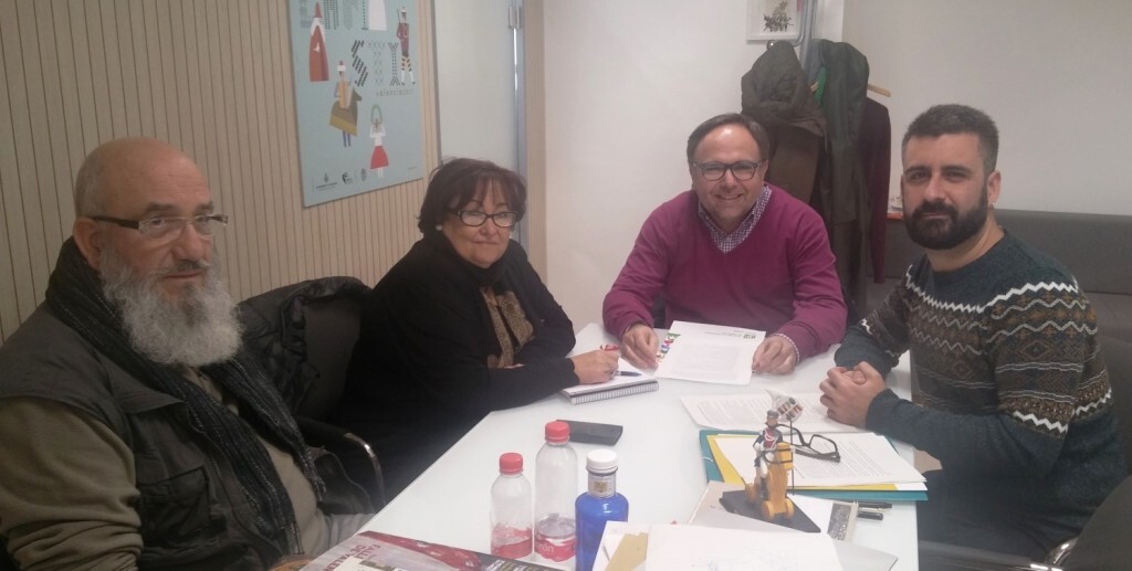 1120 Fotonotícia Reunió ban Falles 2018 FAAVV i UC