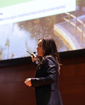 Amelia Navarro en Ecoforum.