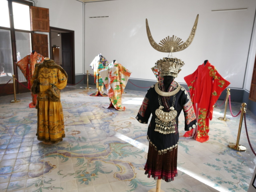 exposición seda 3
