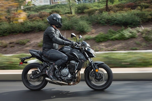 Kawasaki-Z650.