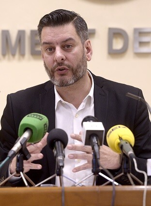 Carlos Galiana.