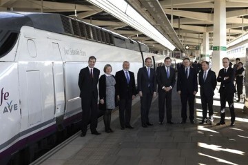 RAJOY AVE CASTELLON CON TOOS LOS COMPONENTES