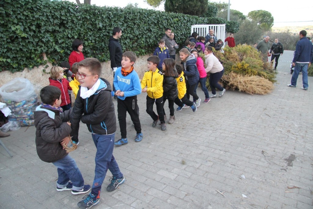 Vilafamés celebra un multitudinari Sant Antoni (1)