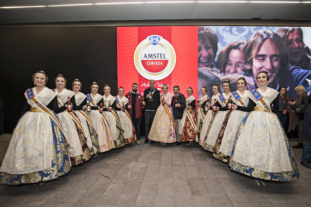 Amstel reconoce a todas las Fallas valencianas con un emocionante y atronador espectáculo pirotécnico ( (2)