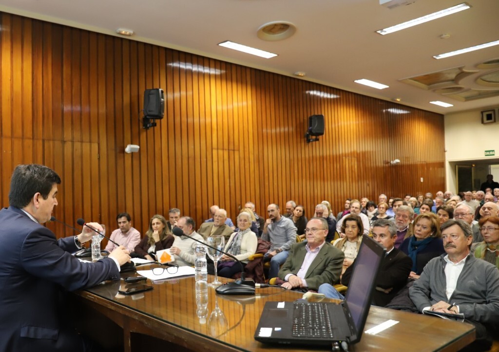 Fernando Giner coferencia Ateneo 1