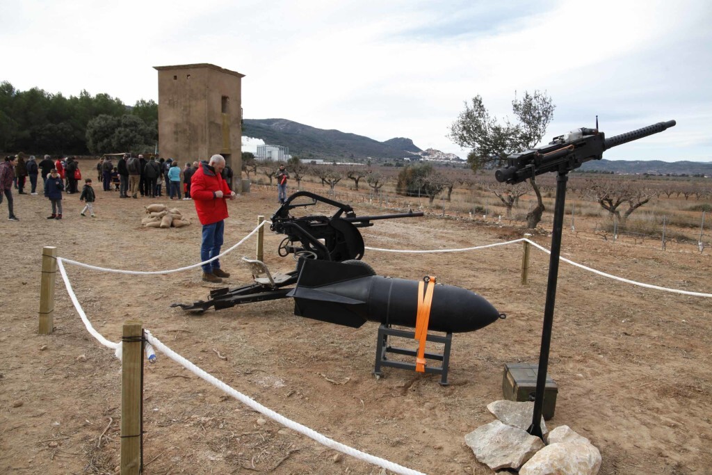 Vilafamés posa en valor l'antic camp d'aviació de la guerra civil i amplia la seua oferta turística (3)