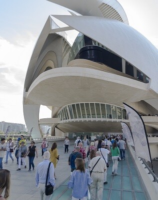 Fabio Biondi dirige en Les Arts.