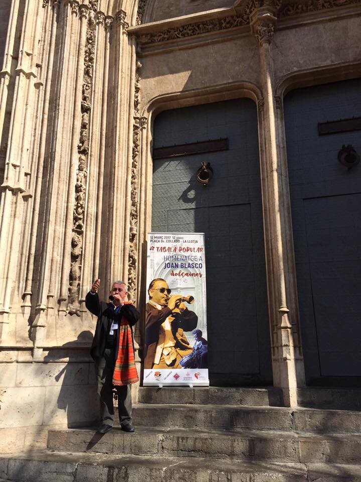 La falla plaza Doctor Collado organiza la tercera 'tabalà popular' (4)
