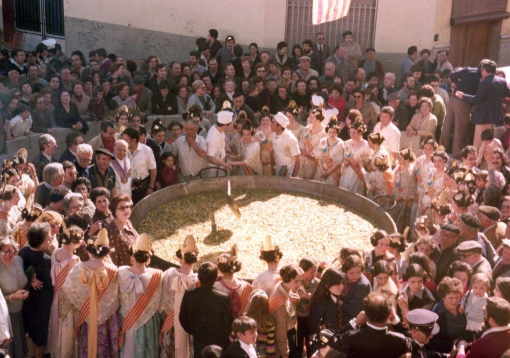 Primera Paella Gigante